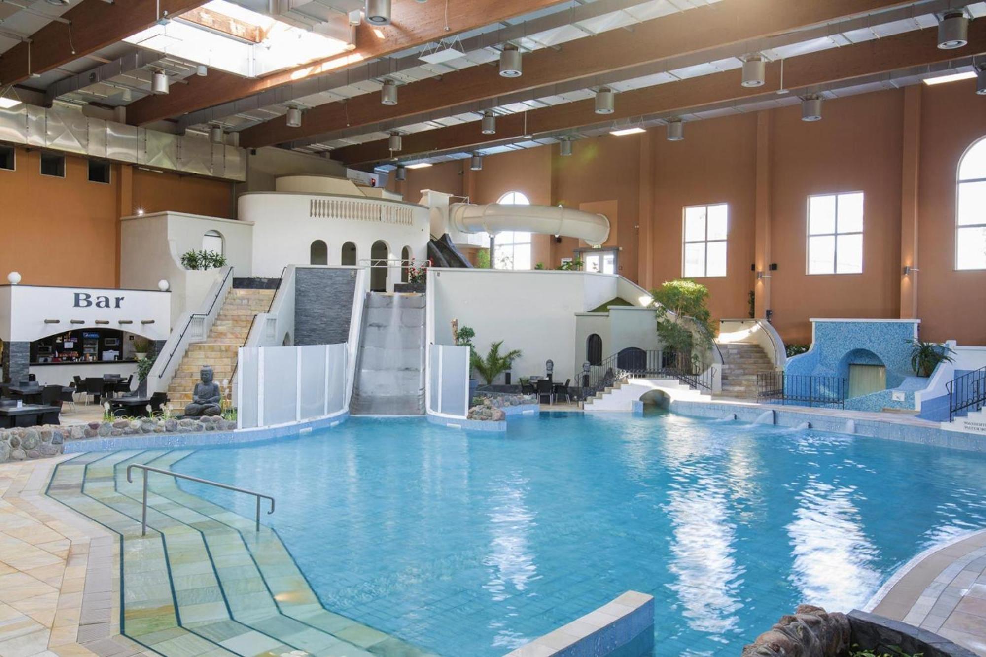 Holiday Resort Van Der Valk, Linstow Dobbin-Linstow Екстер'єр фото
