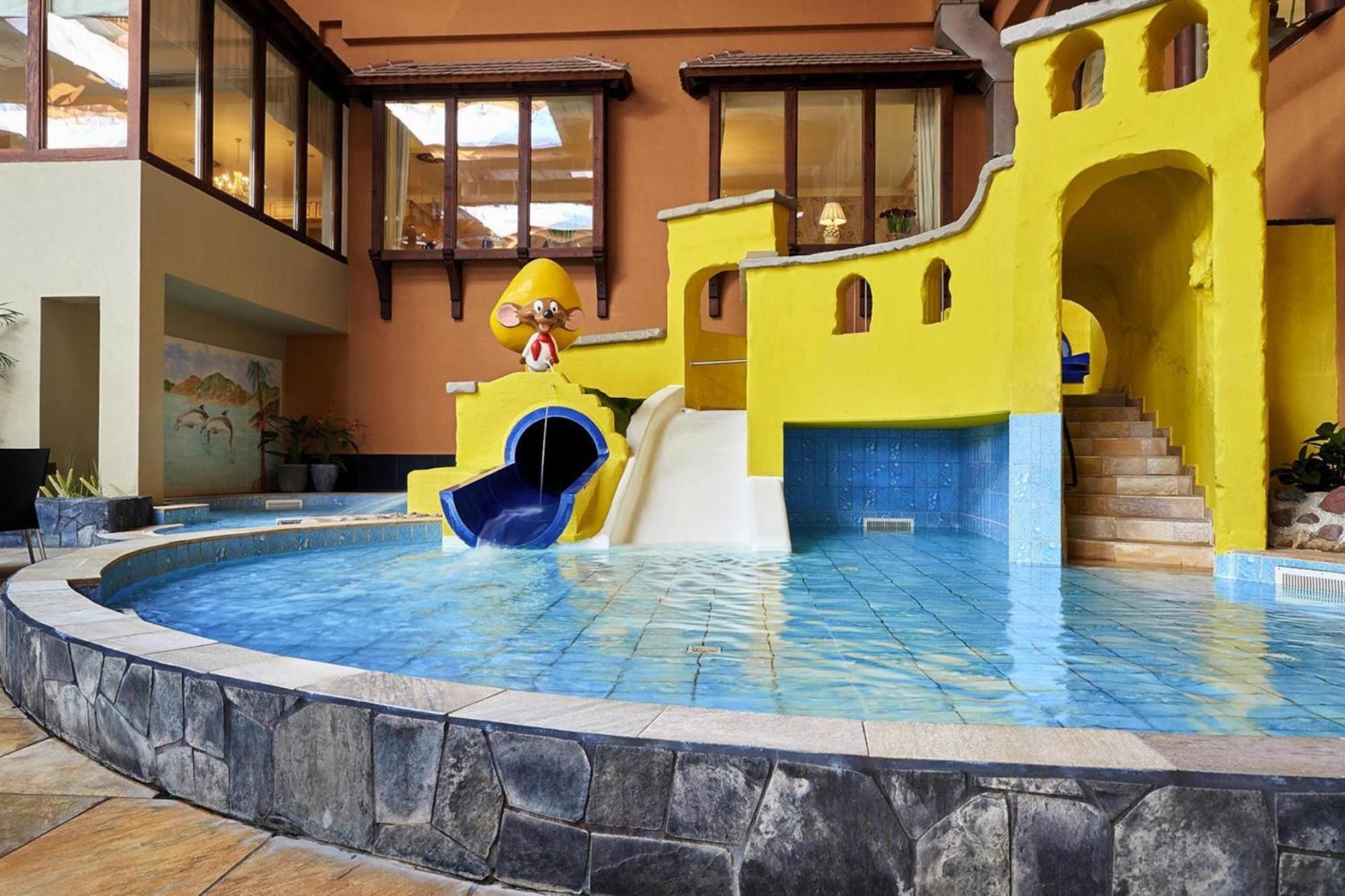 Holiday Resort Van Der Valk, Linstow Dobbin-Linstow Екстер'єр фото